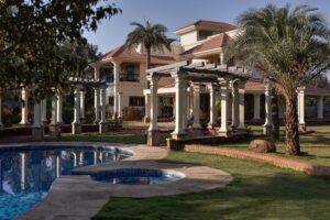 DAY SHOT - SIDE VILLA-min